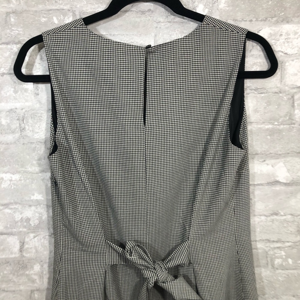 Massimo Dutti Sleeveless Belted houndstoot… - Picture 10 of 16
